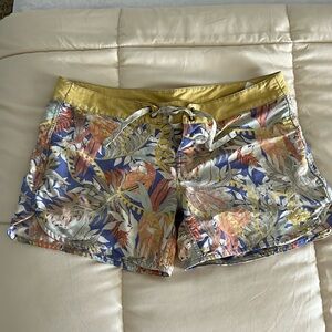 Patagonia Women's Wavefarer® Boardshorts - 5"